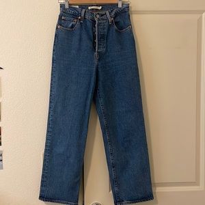Vintage style Levi’s ribcage straight jeans